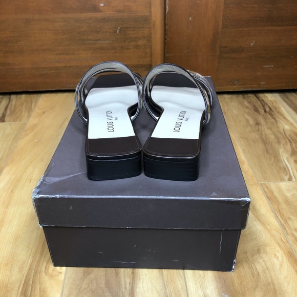 Louis Vuitton Brown Checkered Sandal - Picture 4 of 9